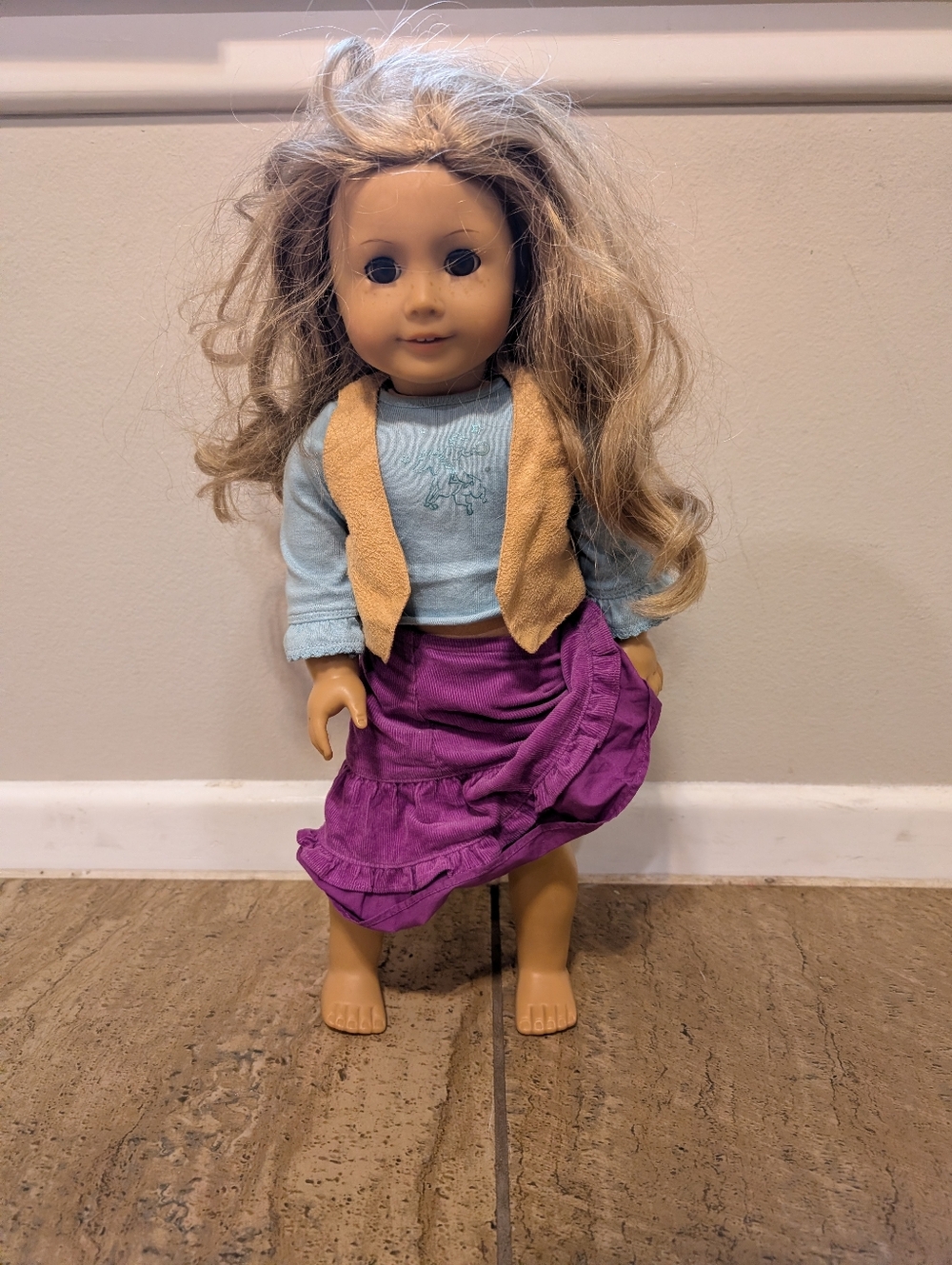 AMERICAN GIRL DOLL WITH RETIRED OUTFIT